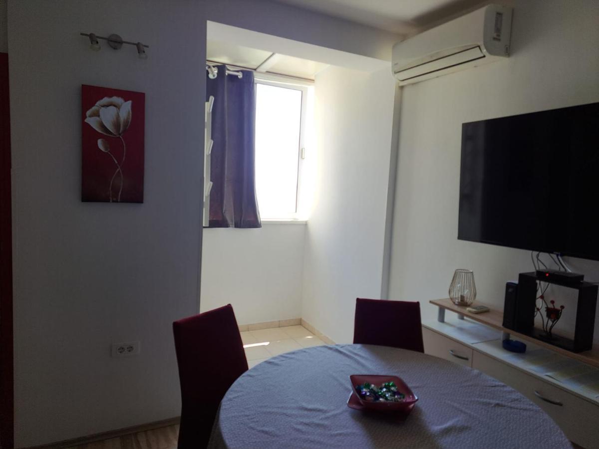 Maris Appartement Split Buitenkant foto